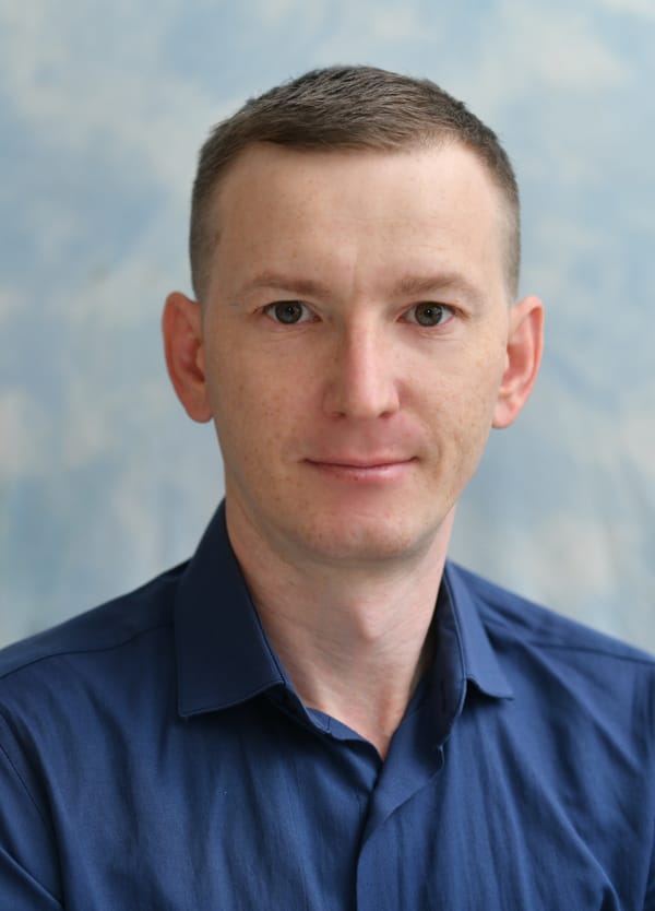 Курoв Влaдимир Никoлаевич.